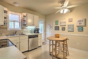 House w/ Screened-in Deck & Grill in Ocean Pines!