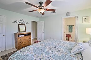 2 Mi to Lake Mcqueeny: Gem w/ Covered Patio