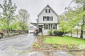 Millburn House w/ Deck - Walk to NYC Transit!