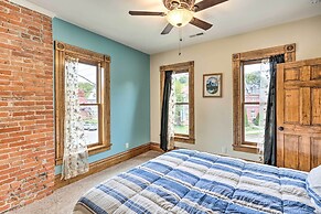 < 1 Mi to Downtown: Historic Dubuque Gem!