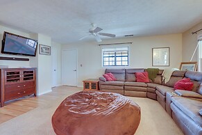 Lake Cumberland Resort Condo w/ Direct Lake Access