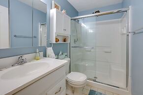 Lake Cumberland Resort Condo w/ Direct Lake Access