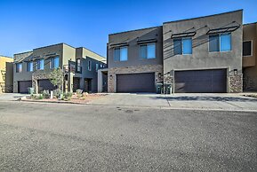 Luxury Moab Vacation Rental w/ Pool Access!
