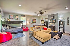4 Mi to Dtwn: Mckinney Home w/ Game Room & Grill