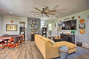 4 Mi to Dtwn: Mckinney Home w/ Game Room & Grill