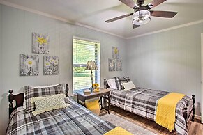 4 Mi to Dtwn: Mckinney Home w/ Game Room & Grill