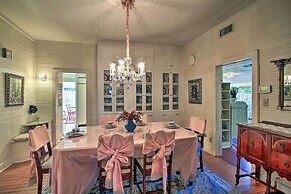 Historic Grape Arbor House < 2 Blocks to Main St