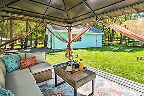 Game Room, Community Beach: Pocono Home!