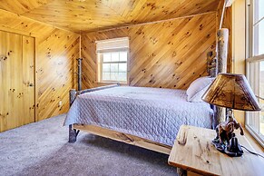 Racine Vacation Rental 25 Mi to Athens!