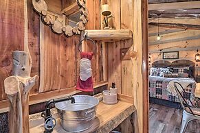 Hand-crafted Creekside Treehouse With Grill!