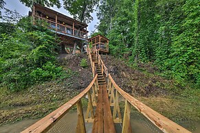 Hand-crafted Creekside Treehouse With Grill!