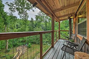 Hand-crafted Creekside Treehouse With Grill!
