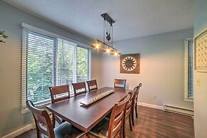 Lovely Condo w/ Deck, 1 Mi to Wintergreen Resort!