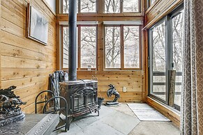 Pristine Resort Townhome 2 Mi to Seven Springs Mtn