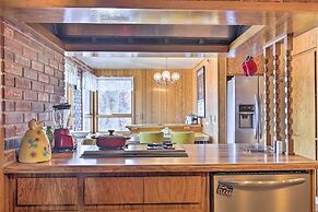 Retro Rhinelander Lake Retreat w/ Fire Pit!