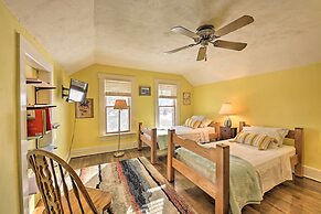 Quaint & Family-friendly Watertown Farmhouse!