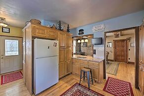 Quaint & Family-friendly Watertown Farmhouse!