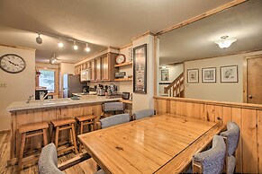 Slopeside Snowshoe Condo - Walk to Ski Lifts!