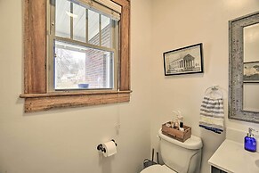 Pet-friendly Floyd House w/ Porch - In Town!