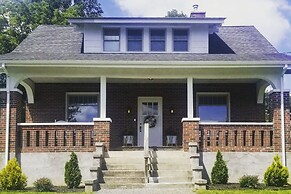 Pet-friendly Floyd House w/ Porch - In Town!