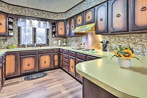 Salamanca Home ~ 9 Mi to Holiday Valley Resort