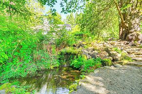 Relax on a Private Beach: Shelton Getaway!