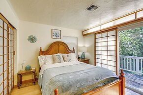 Relax on a Private Beach: Shelton Getaway!