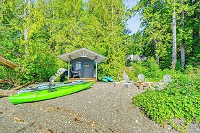 Relax on a Private Beach: Shelton Getaway!