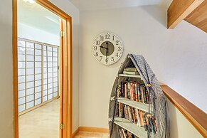 Relax on a Private Beach: Shelton Getaway!