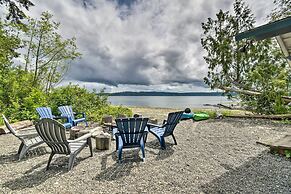Relax on a Private Beach: Shelton Getaway!