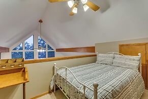 Peaceful Russellville Cabin Close to Lakes!
