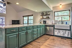 Peaceful Russellville Cabin Close to Lakes!