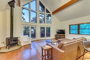 Peaceful Russellville Cabin Close to Lakes!