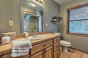 Peaceful Russellville Cabin Close to Lakes!