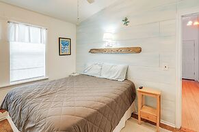 Oceanfront Gem w/ Rooftop Deck: Steps to Sand