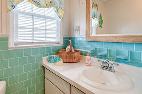 Oceanfront Gem w/ Rooftop Deck: Steps to Sand