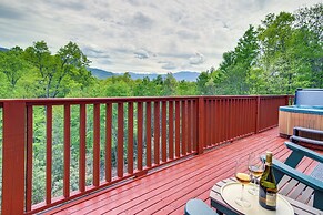 Quiet Gatlinburg Cabin w/ Lookout Decks & Hot Tub!