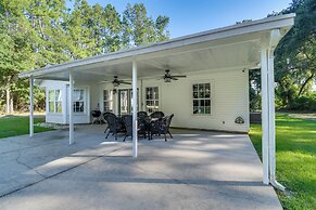 Peaceful Fairhope Cottage w/ Covered Patio!