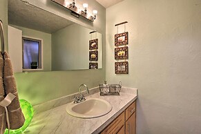 Hot Tub & Theater Room: Tropical Springfield Home