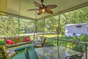 Walk to River! 'it's A Wonderful Life' Cottage