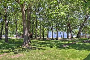 Walk to River! 'it's A Wonderful Life' Cottage