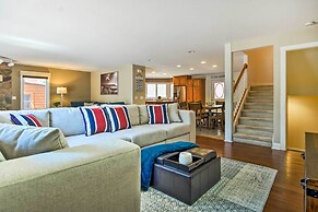 Spacious Mears House -steps From Lake Michigan!