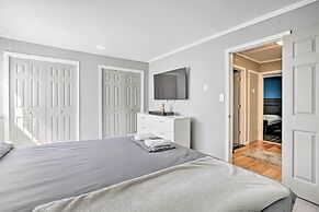Waterbury Home: Playground & Porch Swing