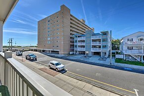 Spacious Wildwood Townhome w/ Covered Balcony