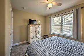 Spacious Wildwood Townhome w/ Covered Balcony