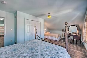 Unique Townhouse in Bavarian-style Neighborhood!