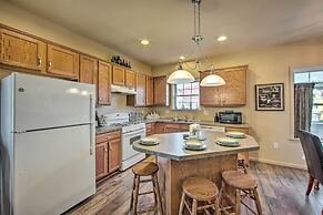 Unique Townhouse in Bavarian-style Neighborhood!