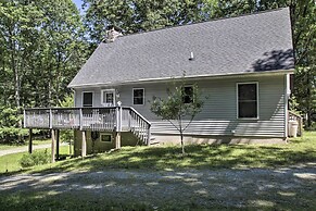 Spacious Home w/ Deck, Grill & Delaware River View