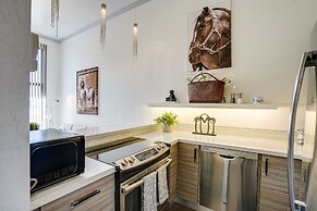 Tranquil Walnut Creek Condo w/ Community Amenities
