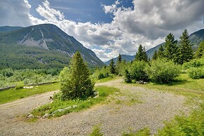 Fish, Hike, Views: Boulder Beauty 'gil's' Cabin!